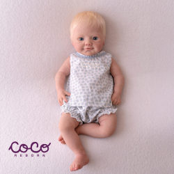 Lena rubio dorado ojos azules