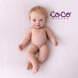 Moly Castaña claro  rizado ojos marrones Piel oscura