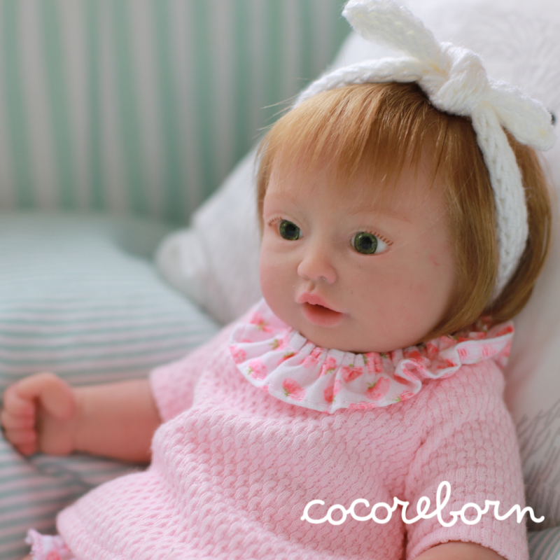 Moly Rubio Miel Ojos Verdes