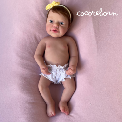 Luna chocolate ojos azules